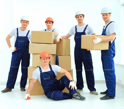 Mobile self storage unit delivery in Wealdstone